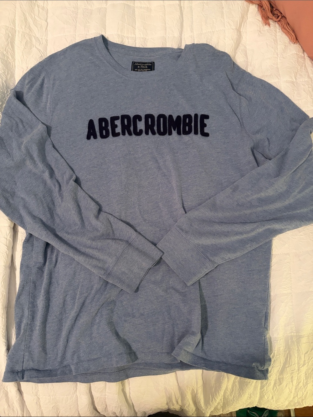 Abercrombie & Fitch Men’s Light Blue Crewneck size XL